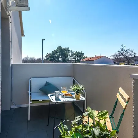 Dika Holiday home Nin