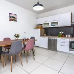 Vakantiehuis Dika Nin